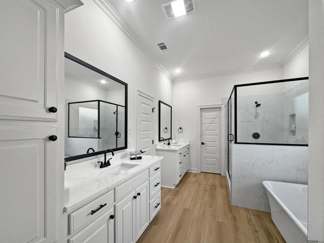 39551 Hernando De Soto Dr, Darrow, LA 70725