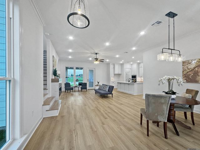 39551 Hernando De Soto Dr, Darrow, LA 70725