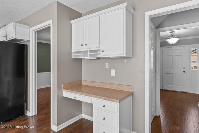 11716 Robinlynn Ln, Louisville, KY 40243