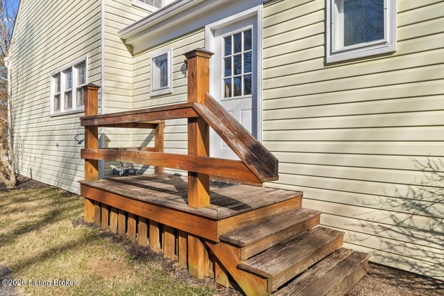 11716 Robinlynn Ln, Louisville, KY 40243