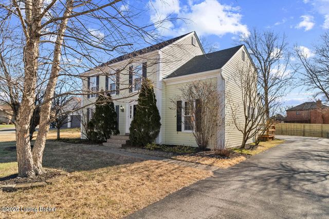 11716 Robinlynn Ln, Louisville, KY 40243