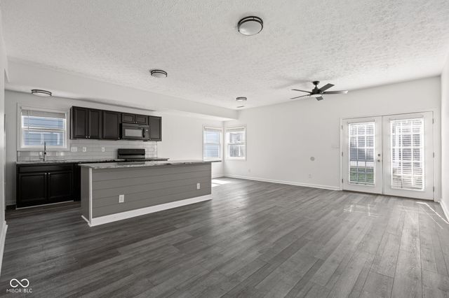 2038 N College Avenue, Indianapolis, IN 46202
