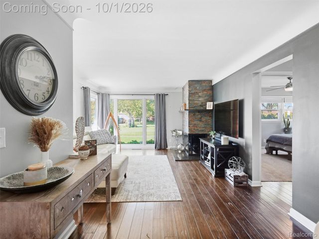 22406 Alexander Street, St. Clair Shores, MI 48081