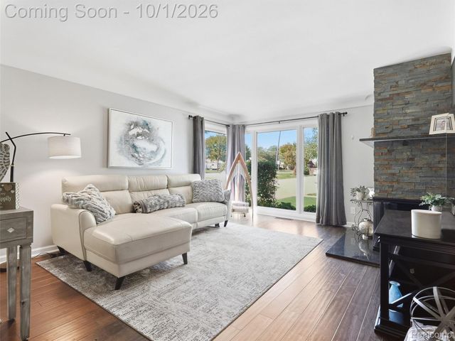 22406 Alexander Street, St. Clair Shores, MI 48081