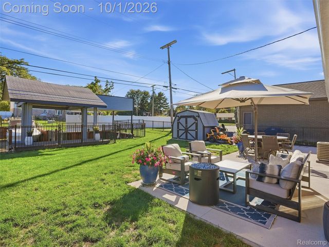 22406 Alexander Street, St. Clair Shores, MI 48081