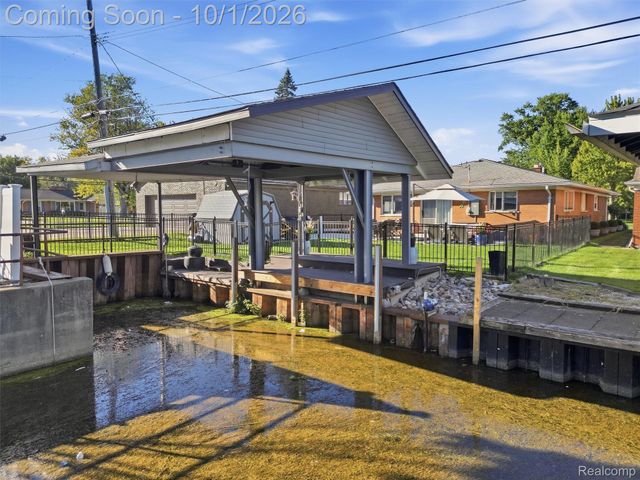 22406 Alexander Street, St. Clair Shores, MI 48081