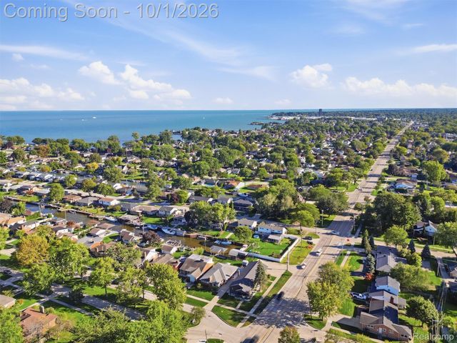 22406 Alexander Street, St. Clair Shores, MI 48081