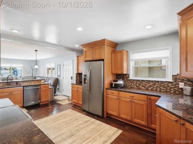 22406 Alexander Street, St. Clair Shores, MI 48081