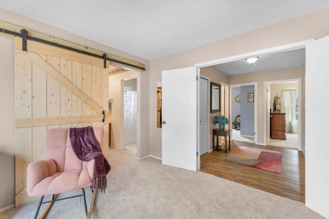 89 Wyoming Autumn Road NE, Rio Rancho, NM 87124