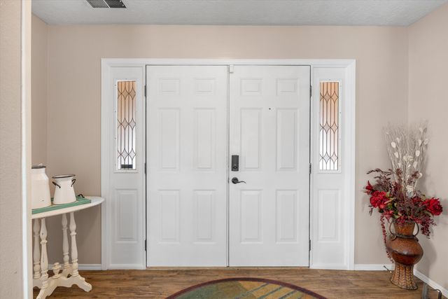 89 Wyoming Autumn Road NE, Rio Rancho, NM 87124