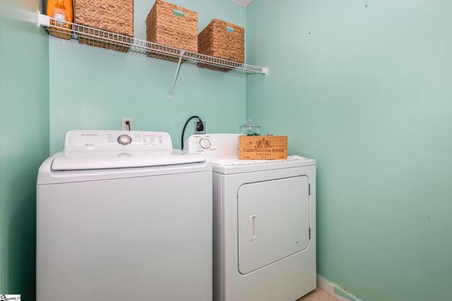 16 Mockernut Court, Taylors, SC 29687