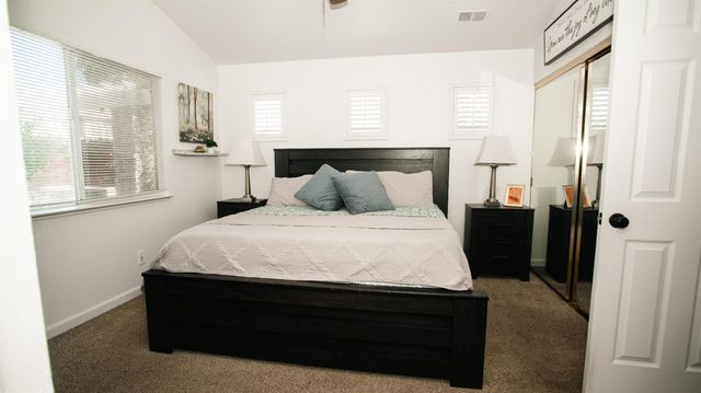 1028 Putnam Ct, Turlock, CA 95382