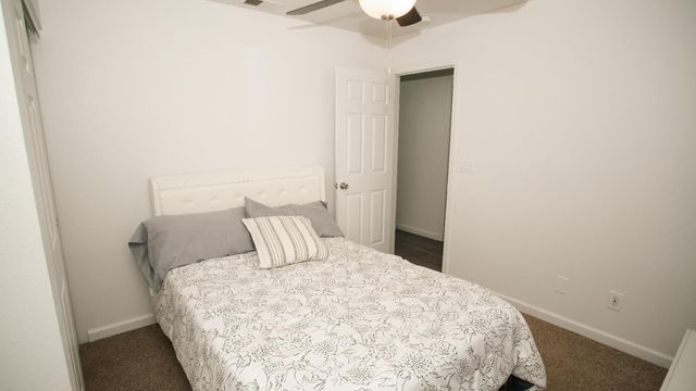 1028 Putnam Ct, Turlock, CA 95382