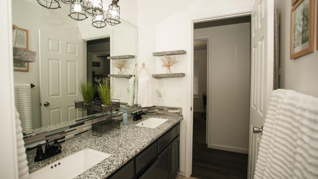 1028 Putnam Ct, Turlock, CA 95382