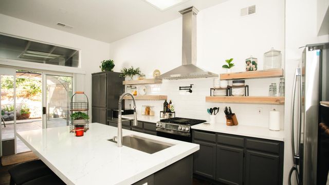 1028 Putnam Ct, Turlock, CA 95382