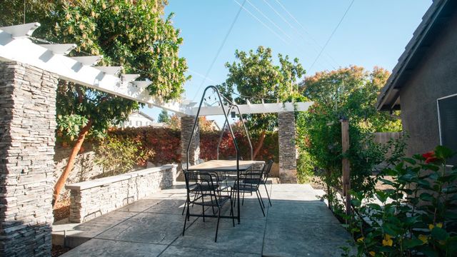 1028 Putnam Ct, Turlock, CA 95382