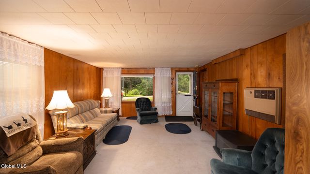 457 Sharptown Road, Stuyvesant, NY 12173