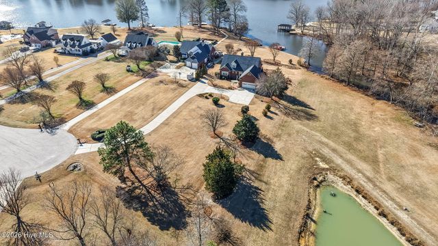 6303 Pointe Lane, Rocky Mount, NC 27803