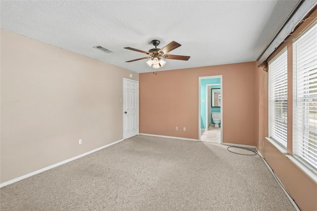 8115 Town Creek Drive, Houston, TX 77095