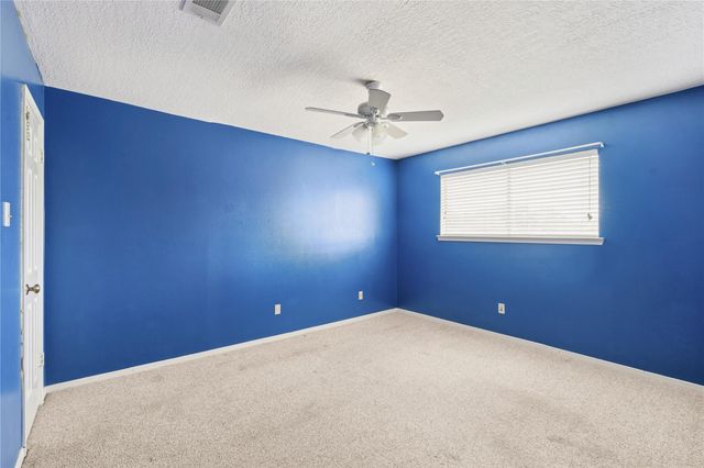 8115 Town Creek Drive, Houston, TX 77095