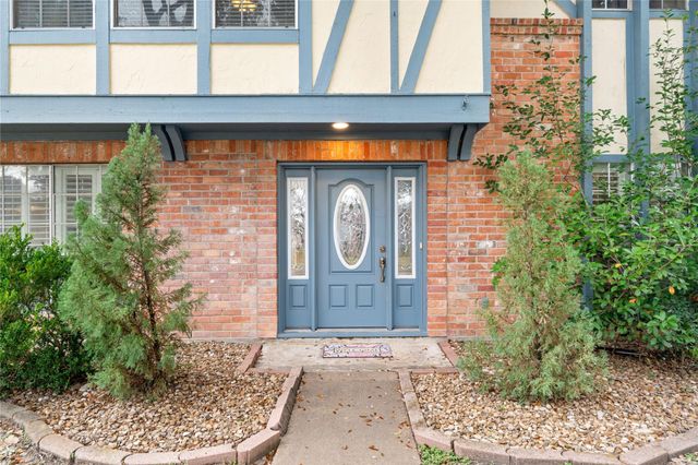 8115 Town Creek Drive, Houston, TX 77095