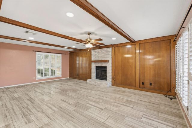 8115 Town Creek Drive, Houston, TX 77095