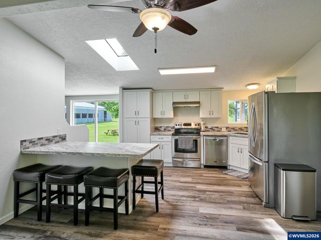 12175 W Stayton Rd, Aumsville, OR 97325