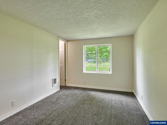 12175 W Stayton Rd, Aumsville, OR 97325