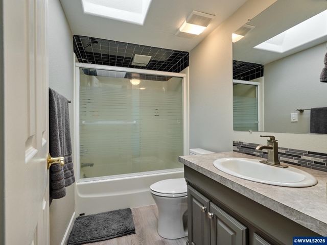 12175 W Stayton Rd, Aumsville, OR 97325
