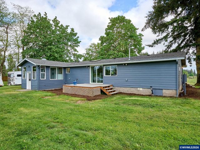 12175 W Stayton Rd, Aumsville, OR 97325