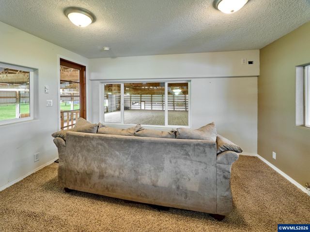 12175 W Stayton Rd, Aumsville, OR 97325