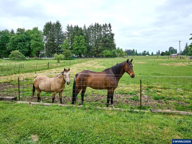 12175 W Stayton Rd, Aumsville, OR 97325