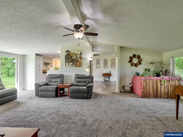 12175 W Stayton Rd, Aumsville, OR 97325