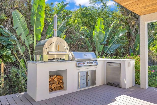 3155 64th ST SW, Naples, FL 34105