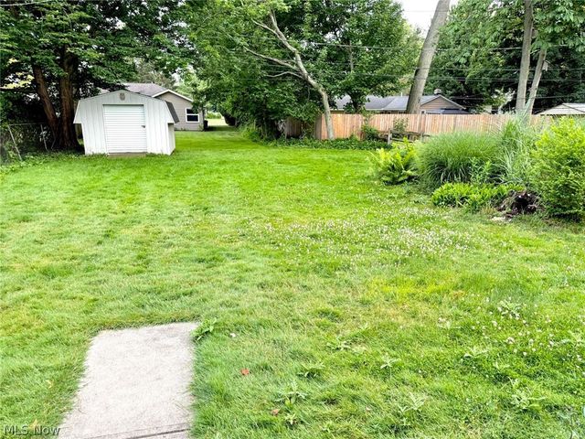 46 E Shore Boulevard, Eastlake, OH 44095