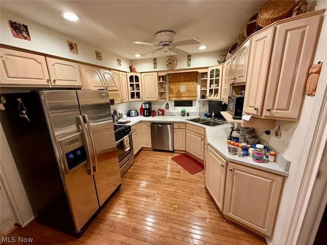 46 E Shore Boulevard, Eastlake, OH 44095