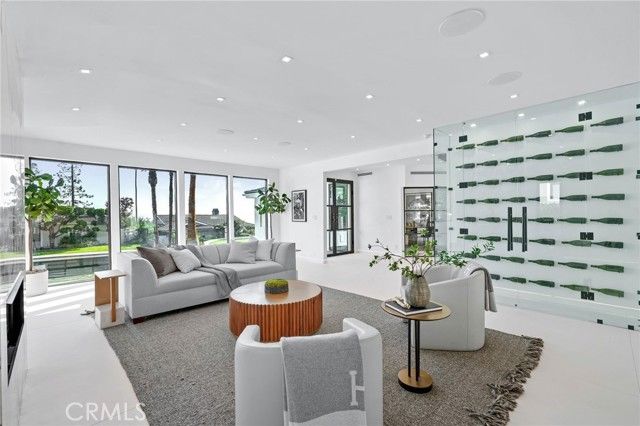 32346 Phantom, Rancho Palos Verdes, CA 90275