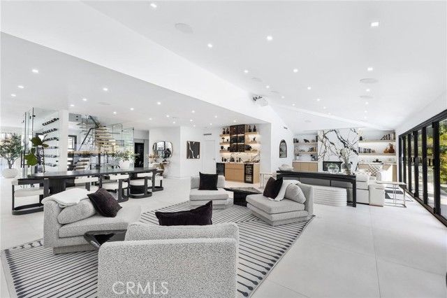 32346 Phantom, Rancho Palos Verdes, CA 90275