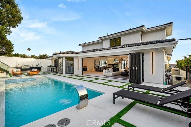 32346 Phantom, Rancho Palos Verdes, CA 90275