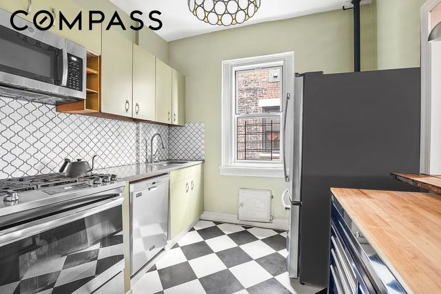 930 Saint Nicholas Ave Apt 54, New York City, NY 10032