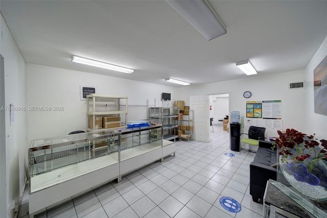 330 W 9th Street, Hialeah, FL 33010