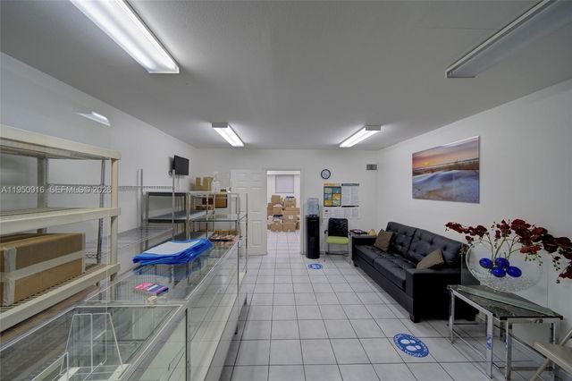 330 W 9th Street, Hialeah, FL 33010