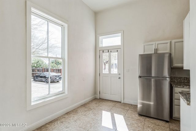 239 S 5th Avenue, Tucson, AZ 85701
