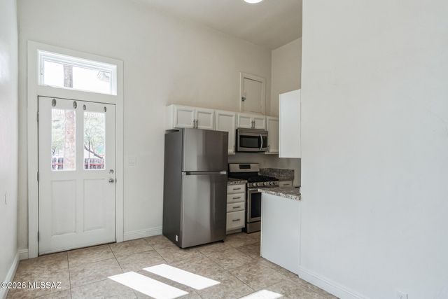 239 S 5th Avenue, Tucson, AZ 85701