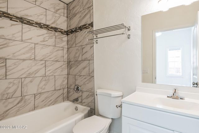 239 S 5th Avenue, Tucson, AZ 85701