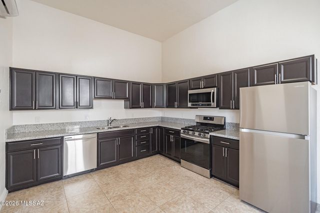 239 S 5th Avenue, Tucson, AZ 85701