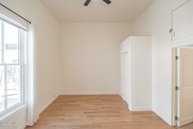 239 S 5th Avenue, Tucson, AZ 85701