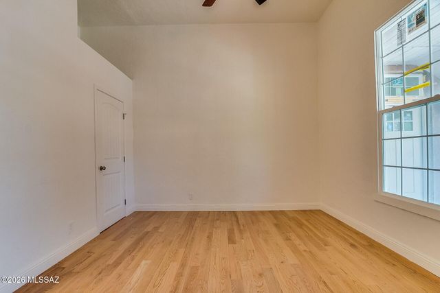 239 S 5th Avenue, Tucson, AZ 85701