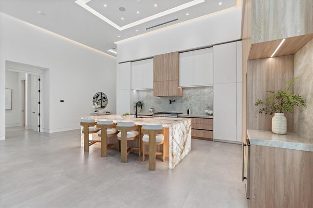 505 SE Atlantic Drive, Lantana, FL 33462