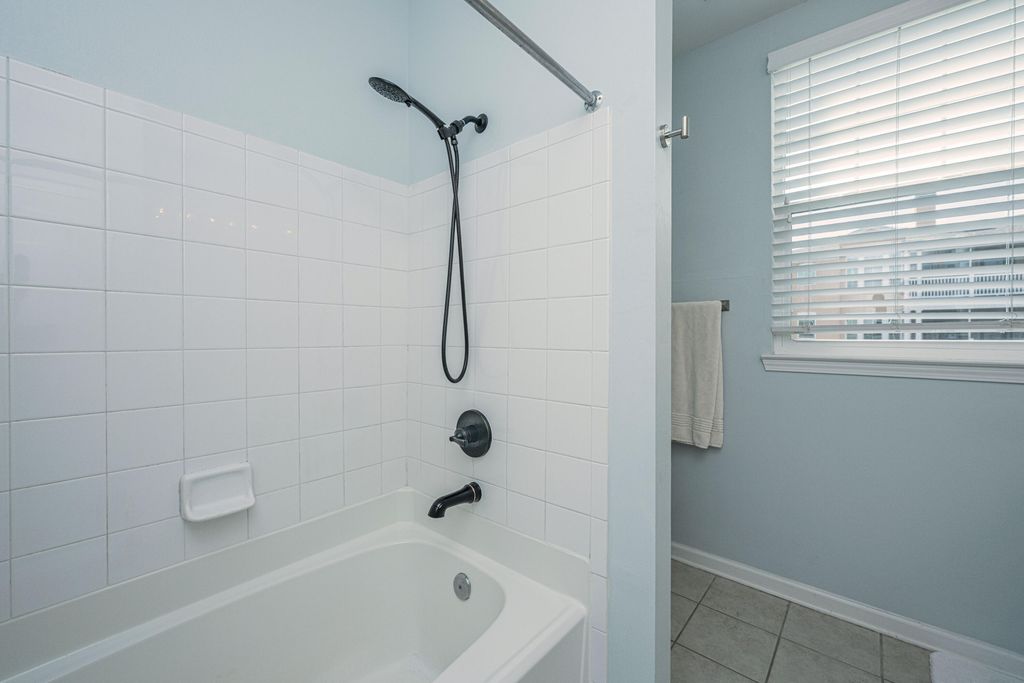 Image 40 of property listing at 1626 Telfair Way, Charleston, SC 29412